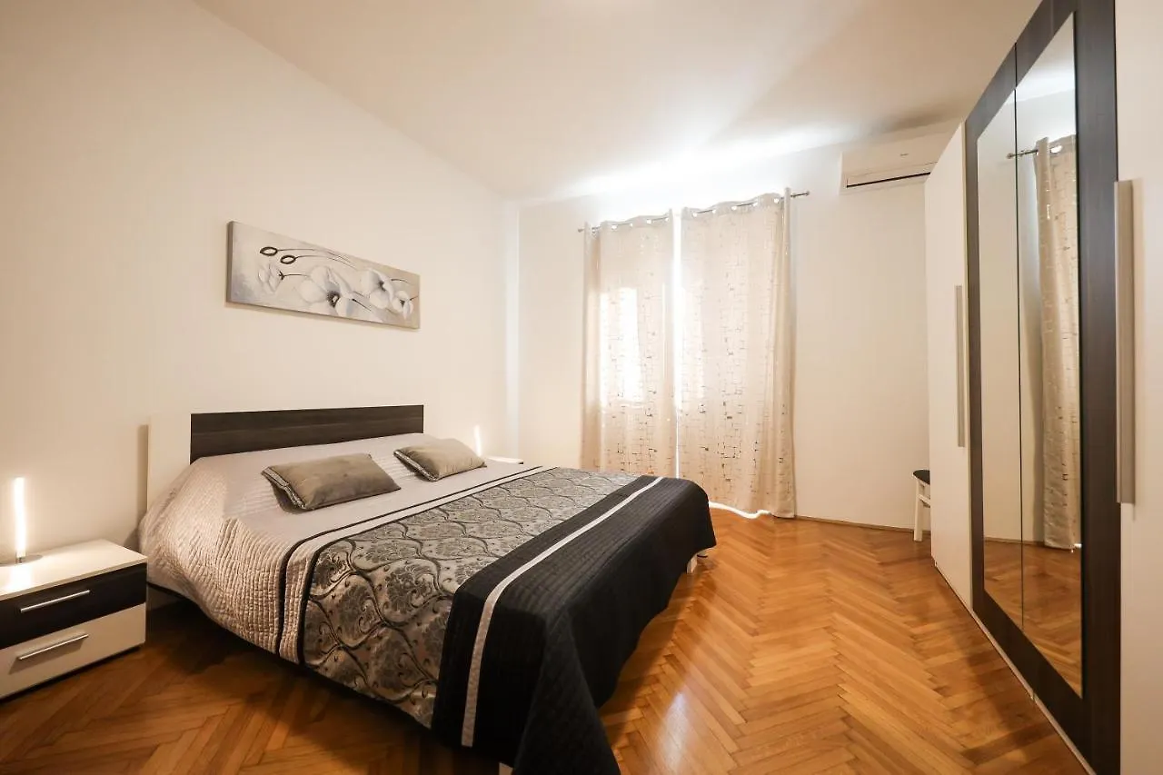 Zara City Center Apartment  Zadar