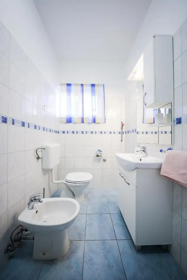 Zara City Center Apartment Croatia